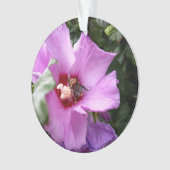 Hummeln auf Hibiskus Blume Ornament (Vorderseite)