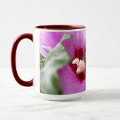 Hummeln auf Hibiskus Blume Tasse (Links)