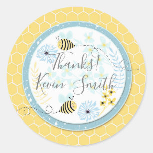 Hummeln aus Cartoon auf blauem, gelbem Hintergrund Runder Aufkleber