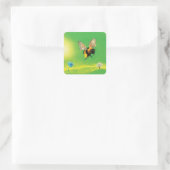 Hummeln, die über die Wiese fliegen Quadratischer Aufkleber (Tasche)