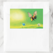 Hummeln, die über die Wiese fliegen Rechteckiger Aufkleber (Tasche)