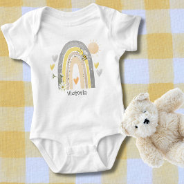 Hummeln mit Boho Rainbow und Hearts Monogramm Baby Strampler