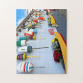 Hummerbojen auf einem Gebäude in Gloucester MA Puzzle (Vertikal)