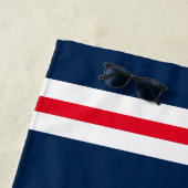 Hummermarineblau- u. -ROTstreifen des Strandtuch (Beispiel)