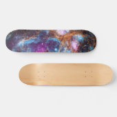 Hummernebel - kosmisches Winterwunderland Skateboard (Horizontal)