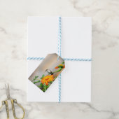 Hummingbird auf einer blühenden Pflanze Geschenkanhänger (Mit Garn)