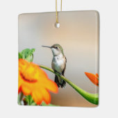 Hummingbird auf einer blühenden Pflanze Keramikornament (Links)