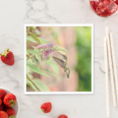 Hummingbird auf einer blühenden Pflanze Serviette (Beispiel)