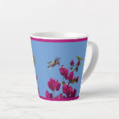 Hummingbird aus Peru Latte Tasse (Rechte Ecke)