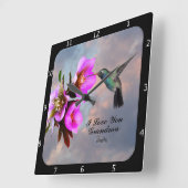 HUMMINGBIRD-GRANDMA QUADRATISCHE WANDUHR (Winkel)