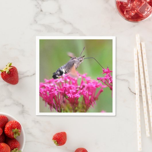 Hummingbird Hawk-Moth-Schmetterling im Flug Serviette (Beispiel)