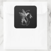 Hummingbird Holding White Ribbon Lung Cancer Aware Quadratischer Aufkleber (Tasche)