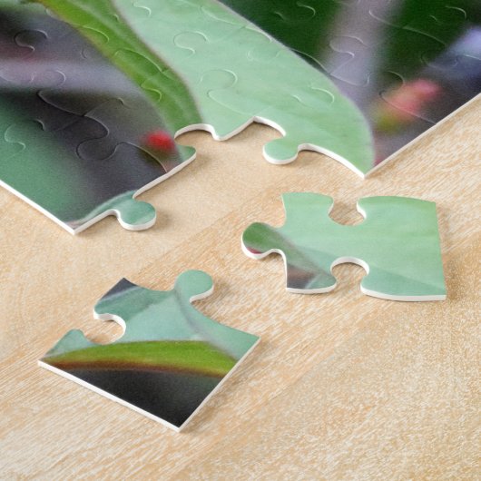 Hummingbird im Flight und in den Roten Blume Puzzle (Seite)