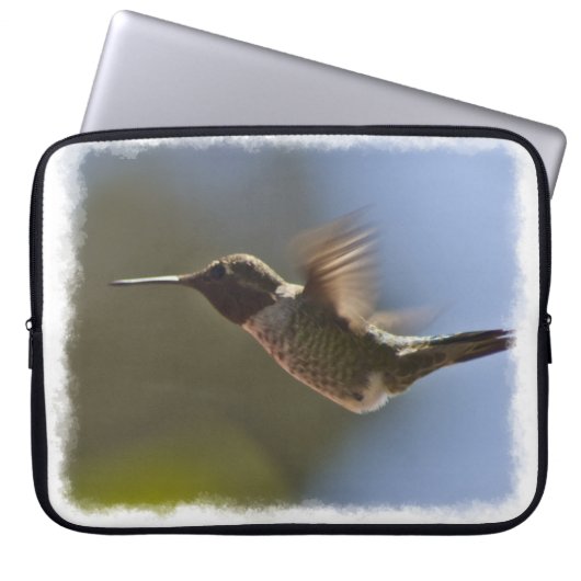 Hummingbird im Flugweißen Rand Laptopschutzhülle (Vorderseite)
