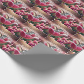 Hummingbird plasht in einem rosa Tulip Geschenkpapier (Ecke)