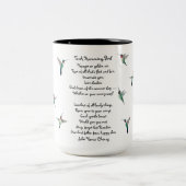 Hummingbirds und John Vance Cheney Zitat Zweifarbige Tasse (Mittel)