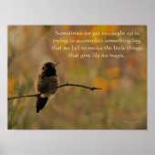 Hummingvogel auf dem Zweig warme gelbe grüne Farbe Poster (Vorne)