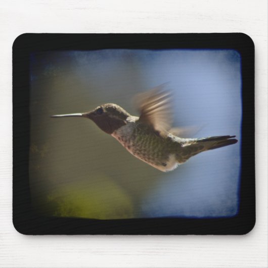 Hummingvogel im Flug Mousepad (Vorne)