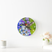 Hummingvogel und Delphinium Runde Wanduhr (Zuhause)