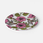 Hummingvögel und rosa Hibiskus Blume Pappteller (Schrägansicht)