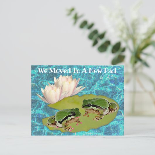 Humorous Frogs Lilies Pad We Moved Announcement Postkarte (Stehend Vorderseite)