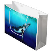 Humpback Whale Große Geschenktüte (Vorderseite Schrägansicht)