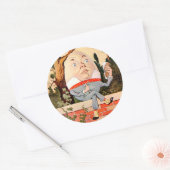 Humpty Dumpty Sat auf einer Mauer in Wonderland Runder Aufkleber (Umschlag)