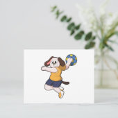 Hund als Handballspieler mit Handball Postkarte (Stehend Vorderseite)