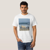 Hund am Strand T-Shirt (Vorne ganz)