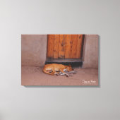 Hund an der Erholung Leinwanddruck (Vorderseite)