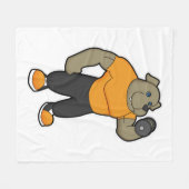 Hund an der Fitness mit Dumbell Fleecedecke (Vorderseite (Horizontal))