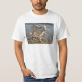 Hund an der Küste T-Shirt (Vorderseite)
