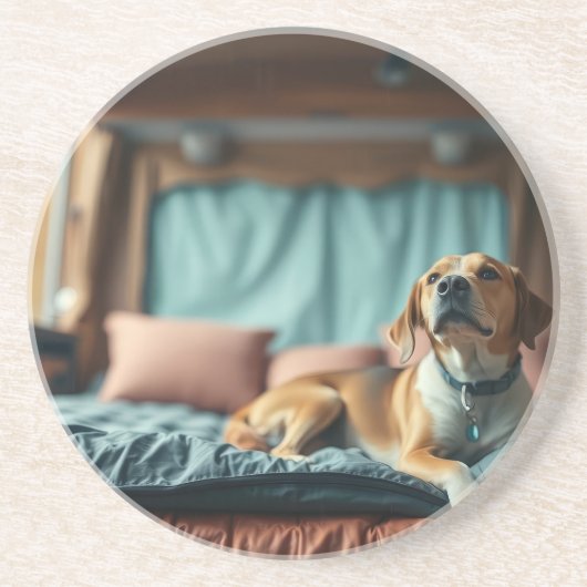 Hund auf Bett Getränkeuntersetzer (Vorne)