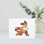 Hund auf Cricket mit Cricket-Fledermaus Postkarte (Stehend Vorderseite)