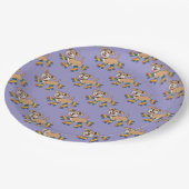 Hund auf Roller-Skaten hängen, wenn ich einen Hund Pappteller (Schrägansicht)