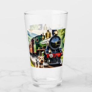 Hund begrüßt Dampflok Glas