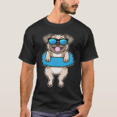 Hund beim Baden mit Schwimmring T-Shirt (Vorderseite)