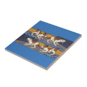 Hund beißt Hund. Fliese (Seite)