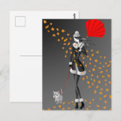 Hund & Dame Herbstlaub Grau Monochrom Postkarte (Vorne/Hinten)