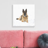 Hund der deutschen Schäferhunde in Schneekanonen Leinwanddruck (Insitu (Wohnzimmer))