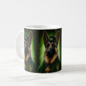 Hund der Deutschen Schäferhunde in St. Patrick's D Kaffeetasse (Vorderseite Links)