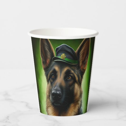 Hund der Deutschen Schäferhunde in St. Patrick's D Pappbecher (Rückseite)