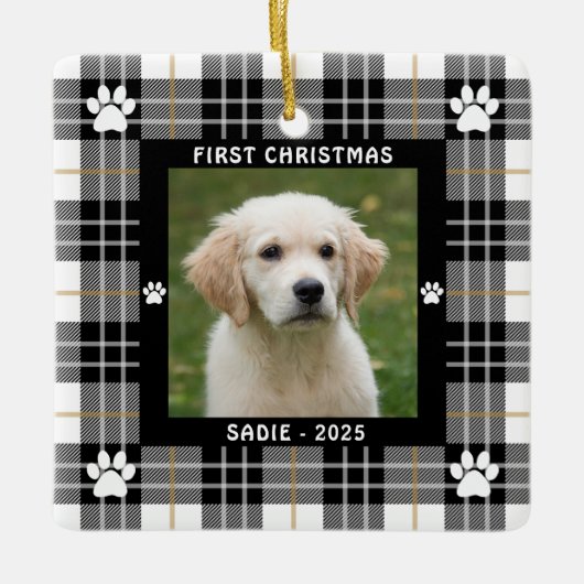 Hund ERST CHRISTMAS Schwarz-weiß Tan Kariert Keramikornament (Vorderseite)