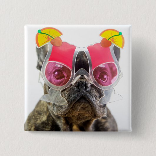 Hund Getty Bild-| mit Cocktail-Gläsern Button (Vorderseite)