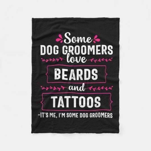Hund Groomer Funny Beards Tattoos Haustier Groomp Fleecedecke (Vorderseite)
