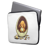 Hund im Ei. Laptopschutzhülle (Vorderseite Links)