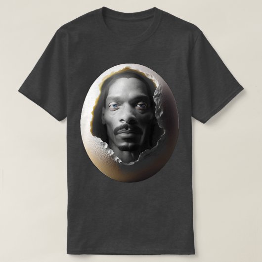 Hund in der Eieraufkleber T-Shirt (Design vorne)