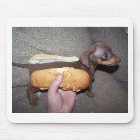 Hund in einem Brötchen Mousepad (Vorne)