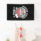 Hund in festlicher Tasse für die Ferien in den Ber Banner (Insitu)