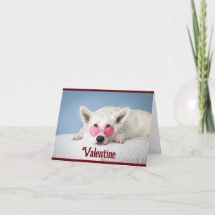 Hund in herzförmiger Brille Valentinstagskarte Feiertagskarte